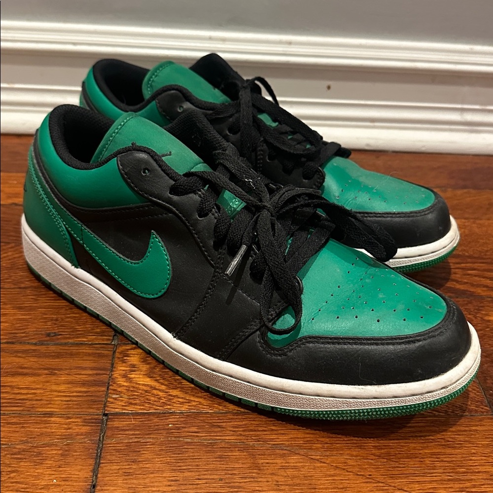 Jordan 1 Low - Lucky Green